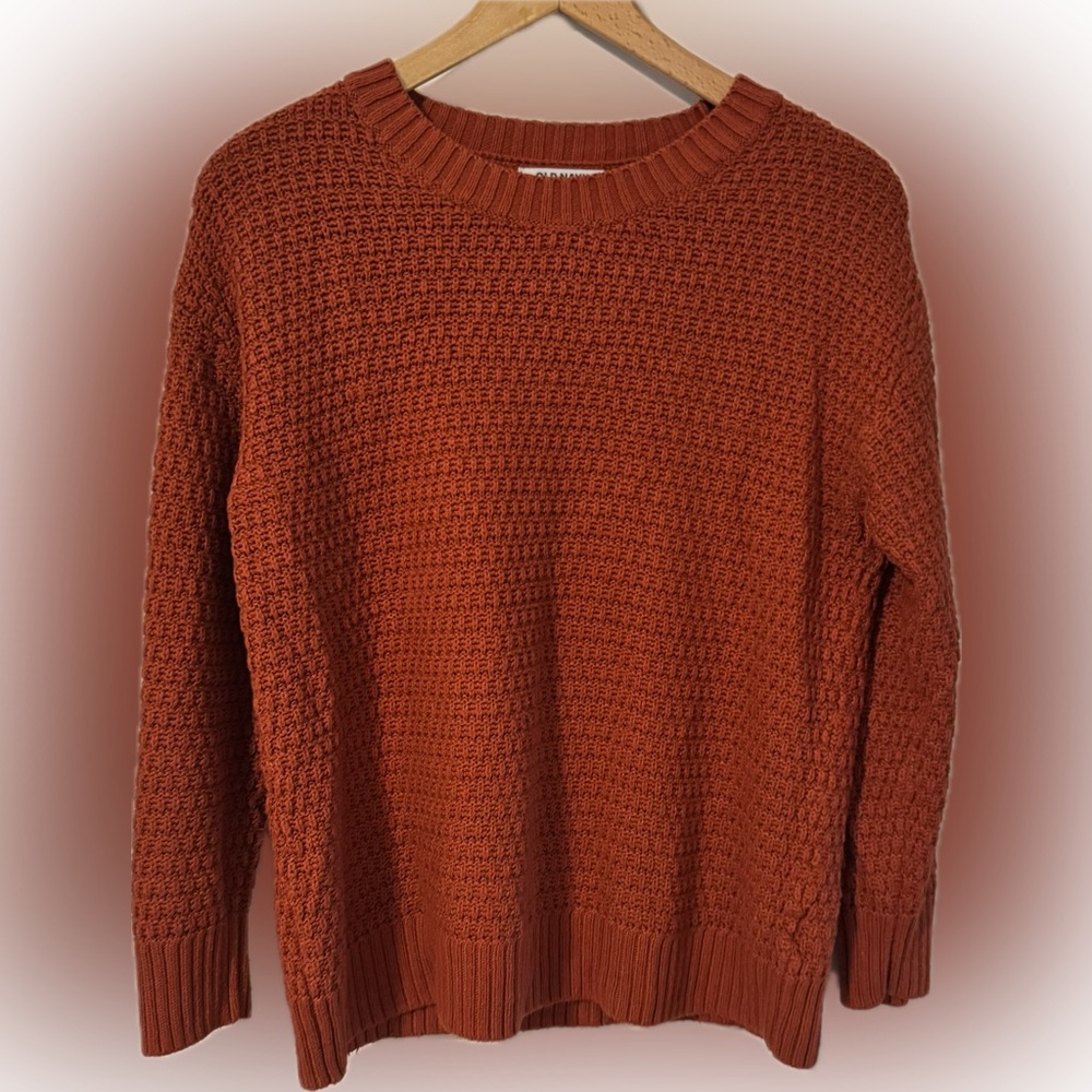 Old Navy Women's Brick Red Crew Neck Sweater